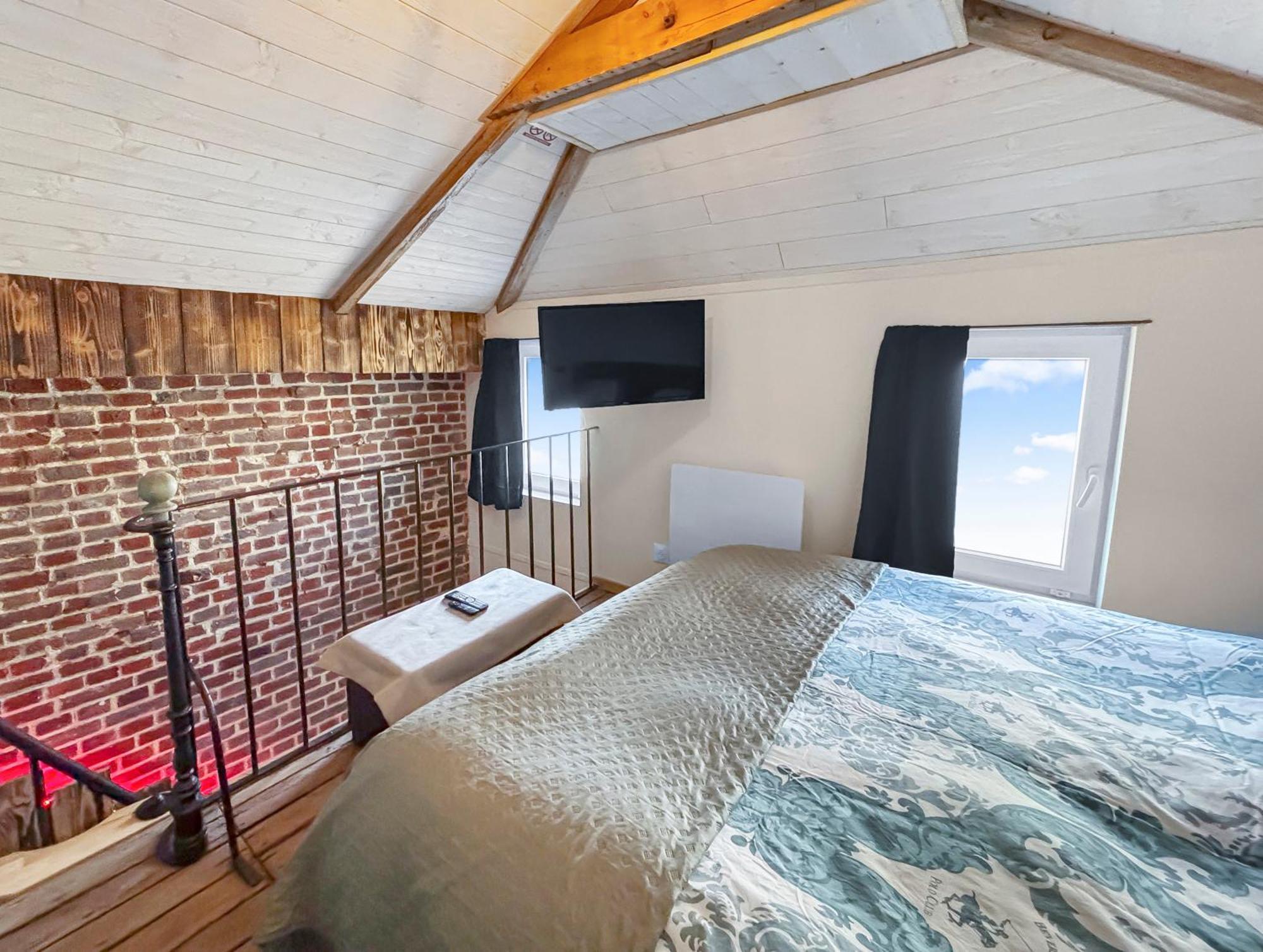 Ferienwohnung Duplex Cosy Avec Netflix & Amazon Prime Beauvais Exterior foto