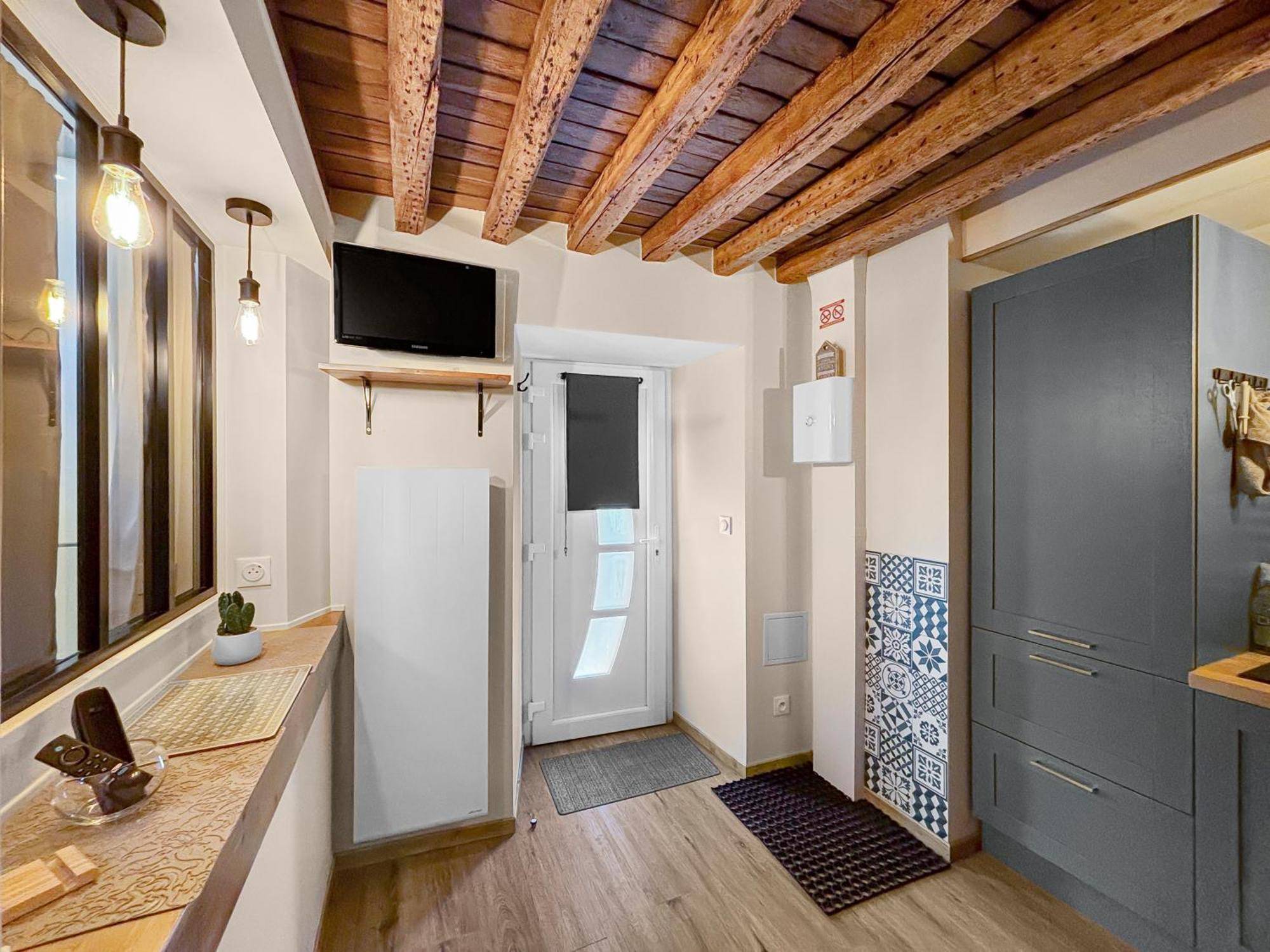 Ferienwohnung Duplex Cosy Avec Netflix & Amazon Prime Beauvais Exterior foto